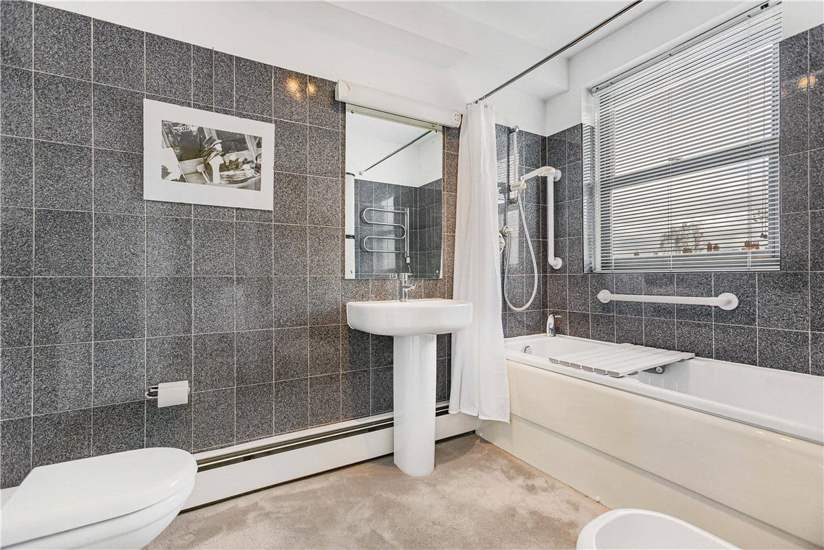 2 bedroom flat, Banbury Road, Oxford OX2 - Available