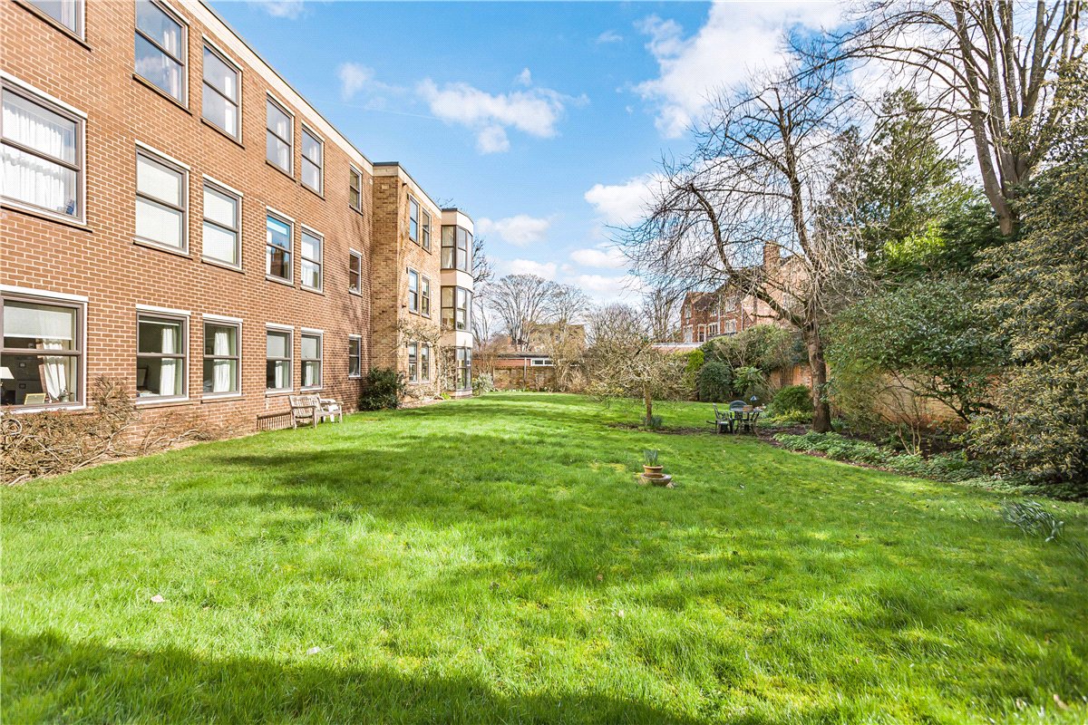 2 bedroom flat, Banbury Road, Oxford OX2 - Available