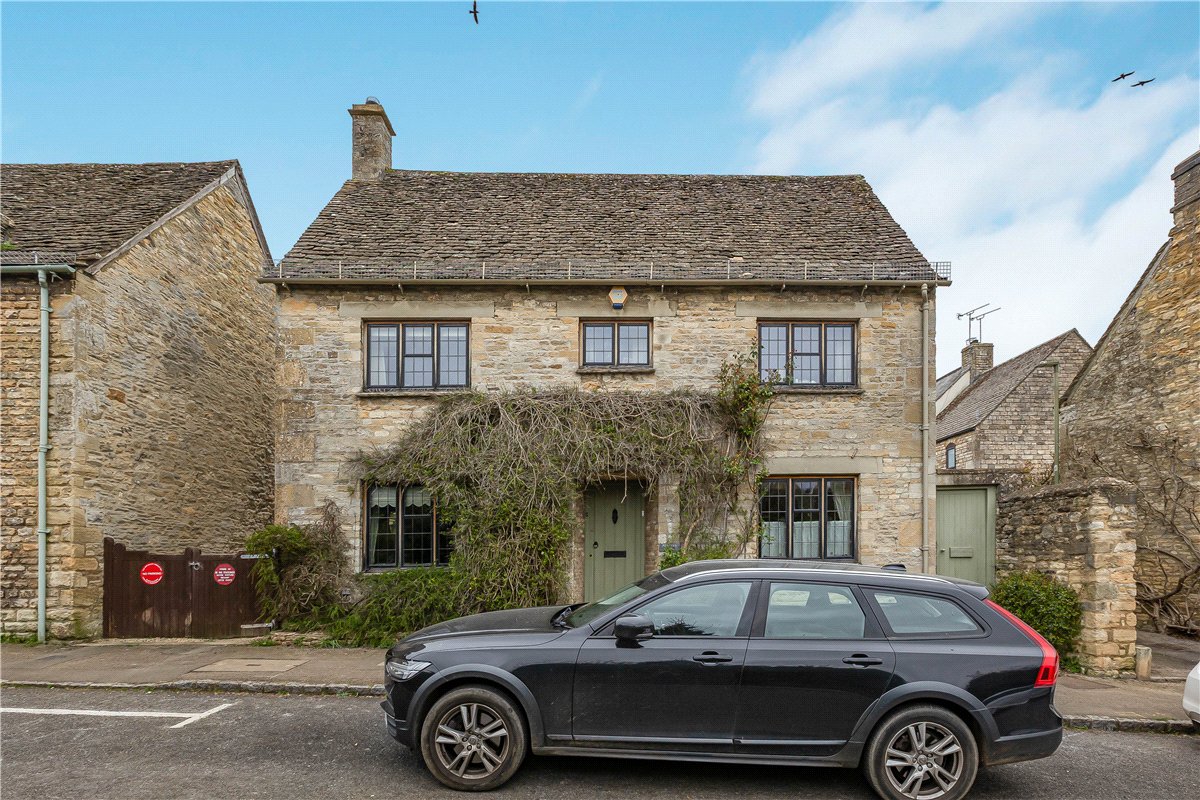 4 bedroom house, Guildenford, Burford OX18 - Available