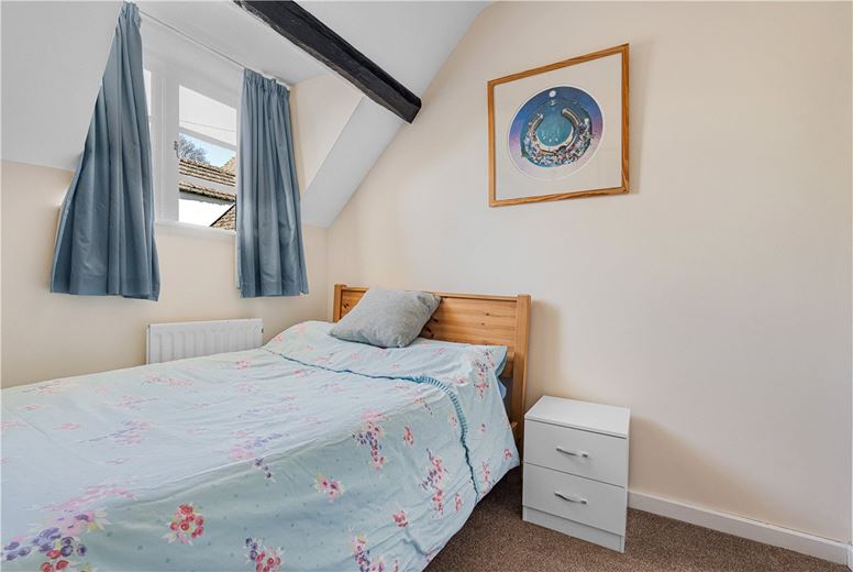 4 bedroom cottage, Taston, Chipping Norton, OX7 - Available