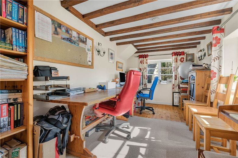 4 bedroom cottage, Taston, Chipping Norton, OX7 - Available