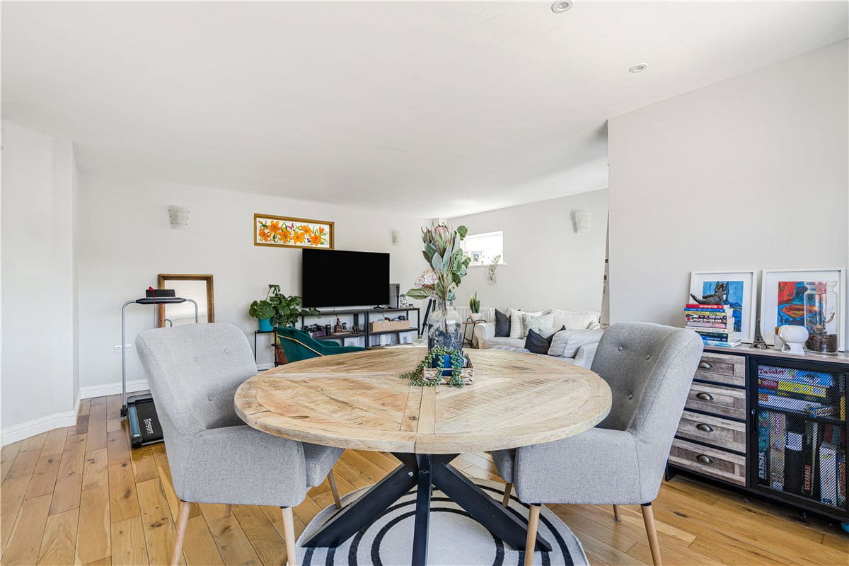 5 bedroom house, Eaton Road, Appleton OX13 - Available