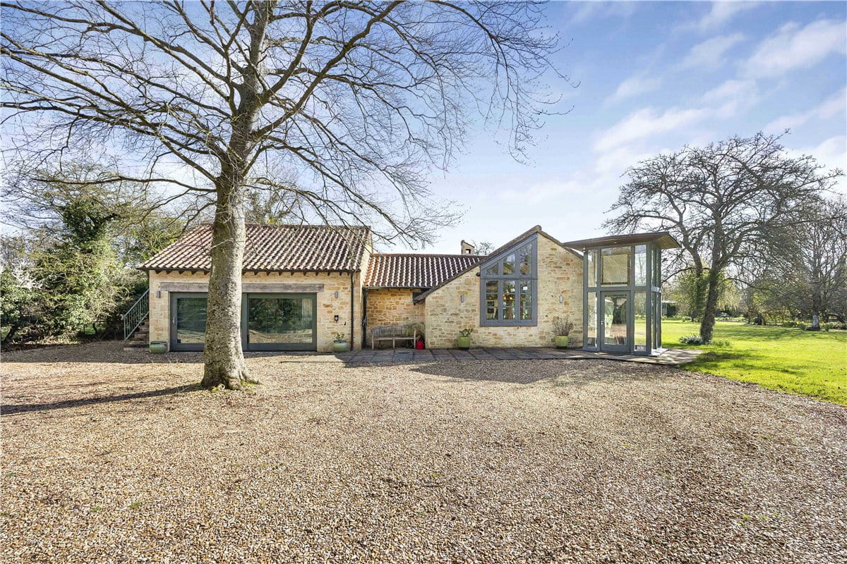 4 bedroom house, Weston-on-the-Green, Bicester OX25 - Available