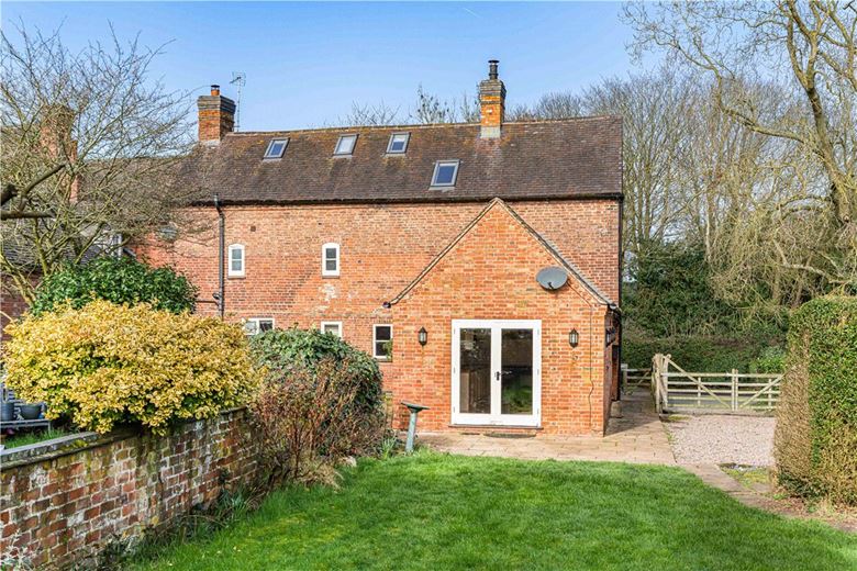 4 bedroom cottage, Main Street, Sutton Cheney CV13 - Available