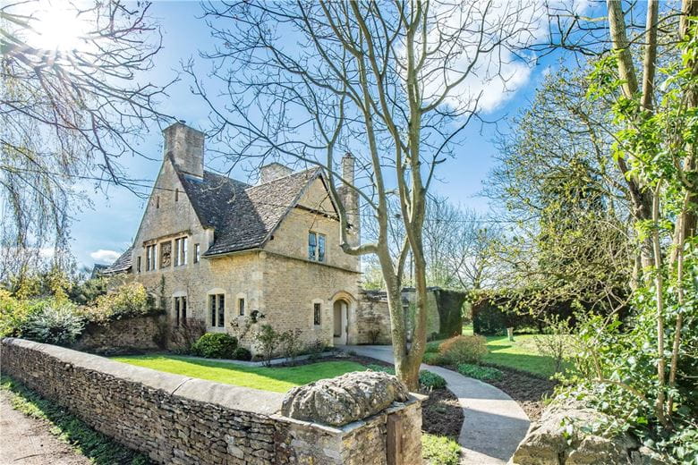 2 bedroom house, Memorial Cottages, Kelmscott GL7