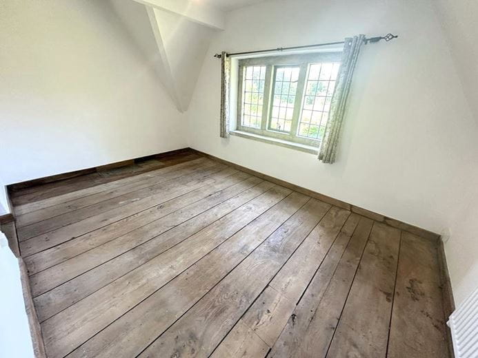 3 bedroom cottage, Manor Cottages, Kelmscott GL7