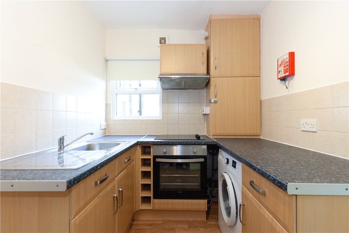 1 bedroom flat, Cowley Road, Oxford OX4 - Available