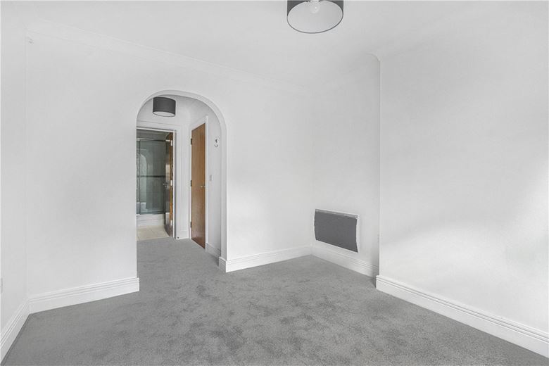 2 bedroom flat, Elizabeth Jennings Way, Oxford OX2 - Available