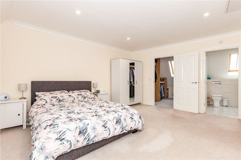 3 bedroom house, Buttercross Lane, Witney OX28