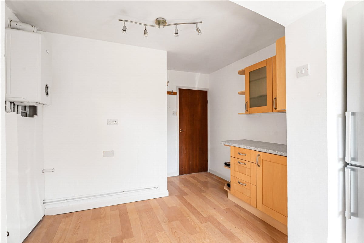 4 bedroom house, Perrin Street, Headington OX3 - Available