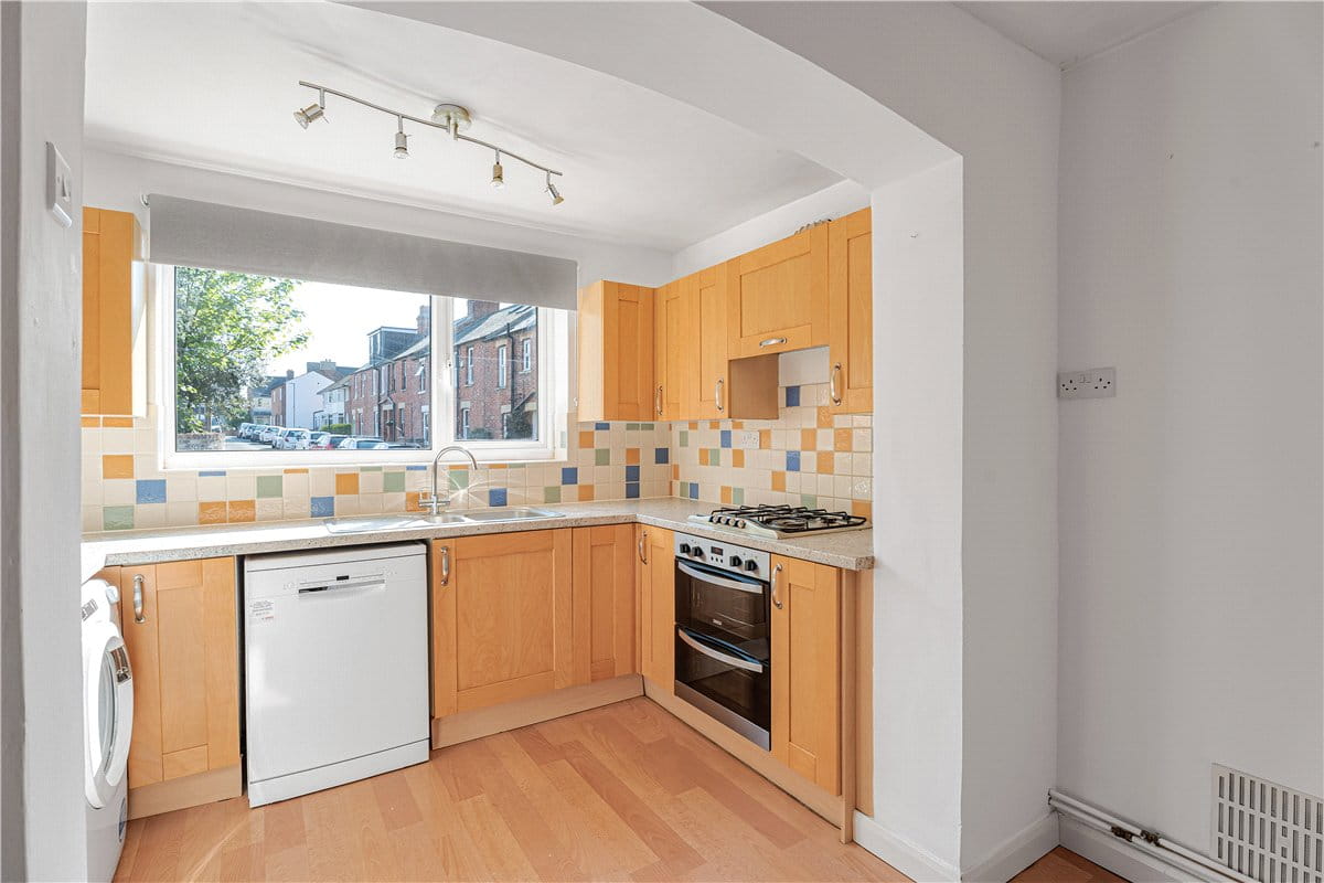 4 bedroom house, Perrin Street, Headington OX3 - Available