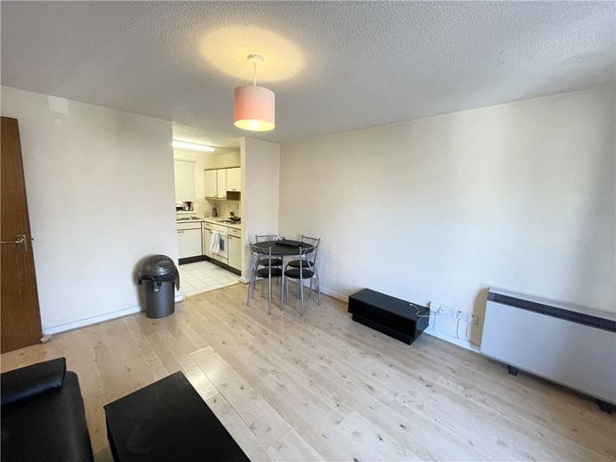 1 bedroom flat, The Heyes, Gloucester Green OX1 - Available