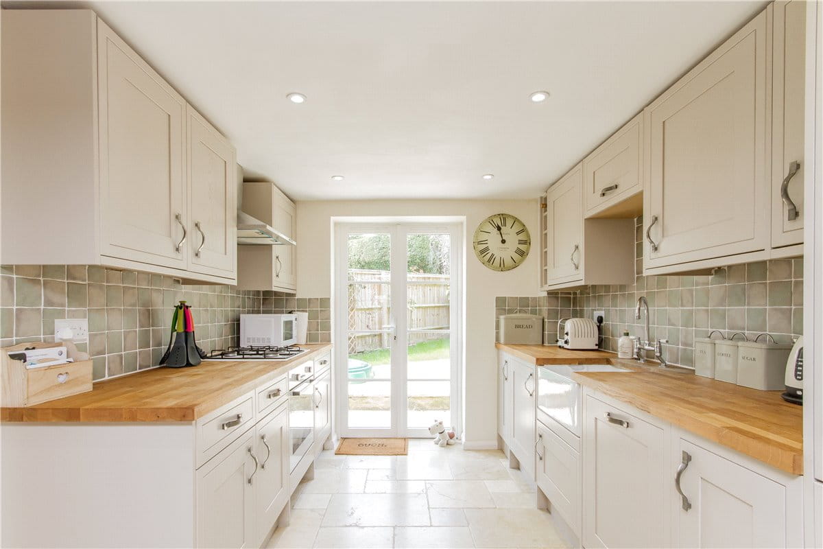 3 bedroom cottage, Medcroft Road, Tackley OX5