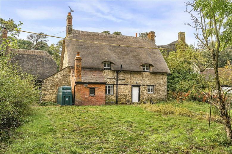 2 bedroom house, Wytham, Oxford OX2 - Available