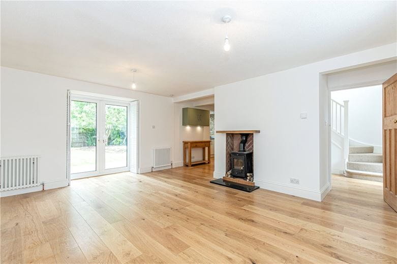3 bedroom house, Home Farm Close, Chesterton OX26