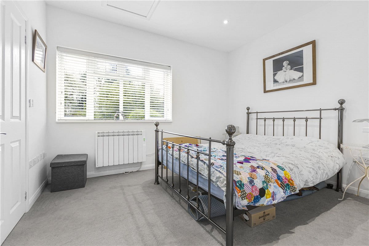 2 bedroom flat, The Coach House, Little Baldon OX44 - Let Agreed