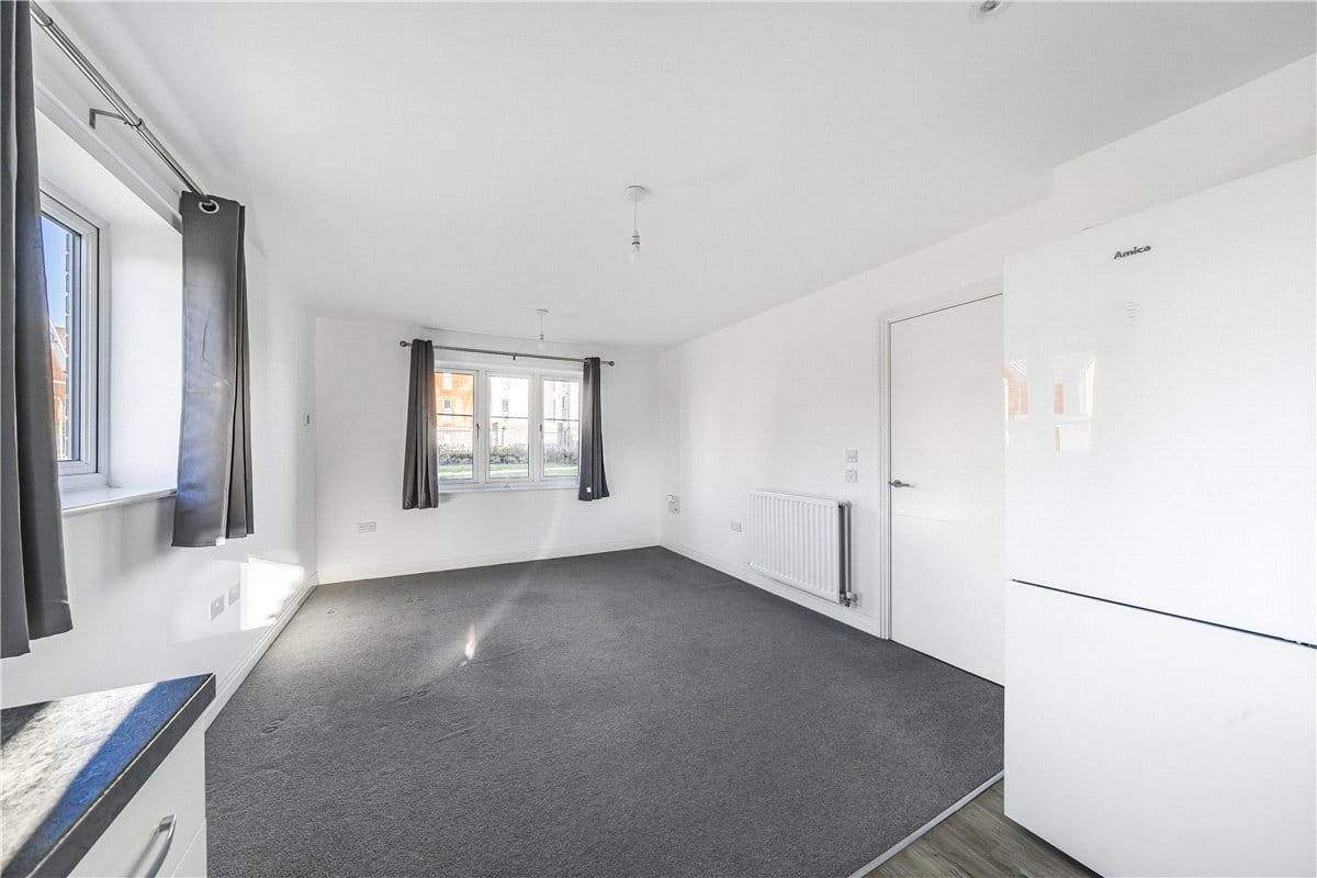 2 bedroom flat, Croxden Way, Daventry NN11