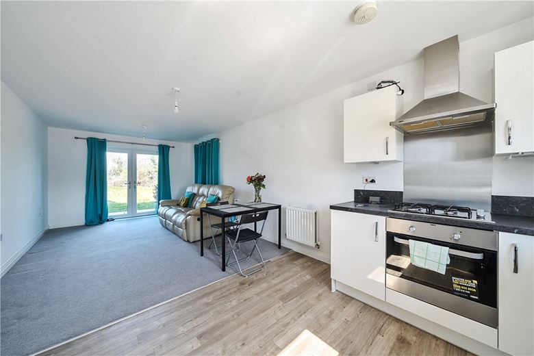 2 bedroom flat, Scott Court, Glebe Farm MK17 - Let Agreed