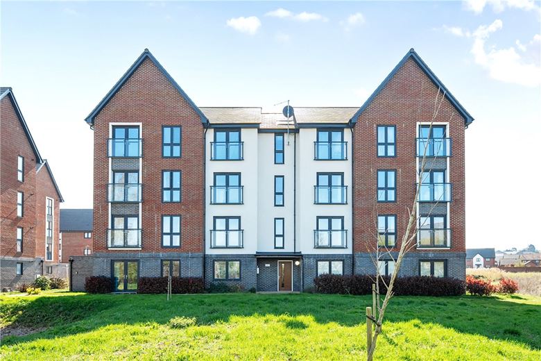 2 bedroom flat, Scott Court, Glebe Farm MK17 - Let Agreed
