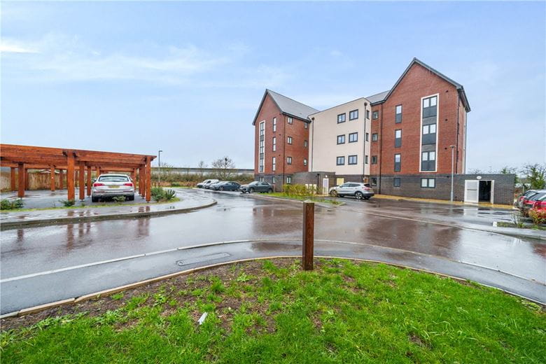 2 bedroom flat, Scott Court, Glebe Farm MK17 - Let Agreed