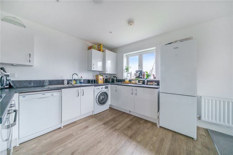 2 bedroom flat, Scott Court, Glebe Farm MK17 - Let Agreed