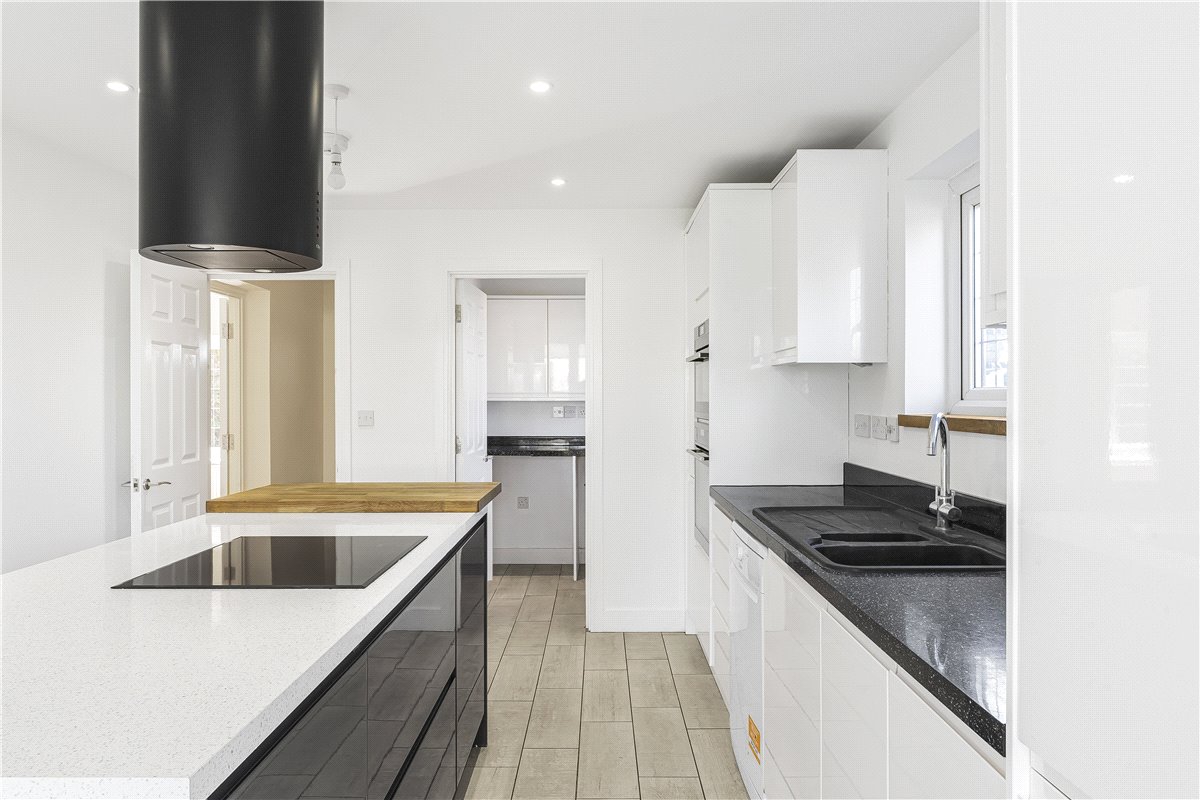 4 bedroom house, Stifford Clays Road, Orsett RM16 - Let Agreed