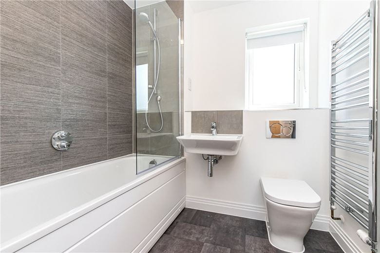 3 bedroom house, Rye Crescent, Curbridge OX29