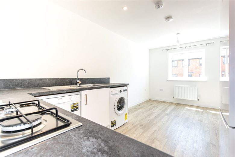 3 bedroom house, Rye Crescent, Curbridge OX29 - Available
