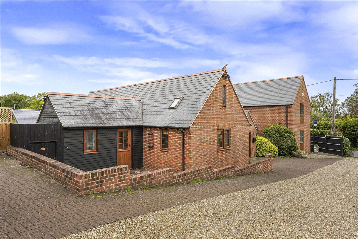 5 bedroom house, Manor Road, Wantage OX12 - Let Agreed