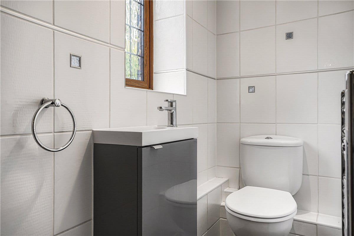 5 bedroom house, Manor Road, Wantage OX12 - Let Agreed