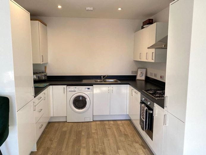 2 bedroom flat, Hardwick Hill, Banbury OX16 - Available