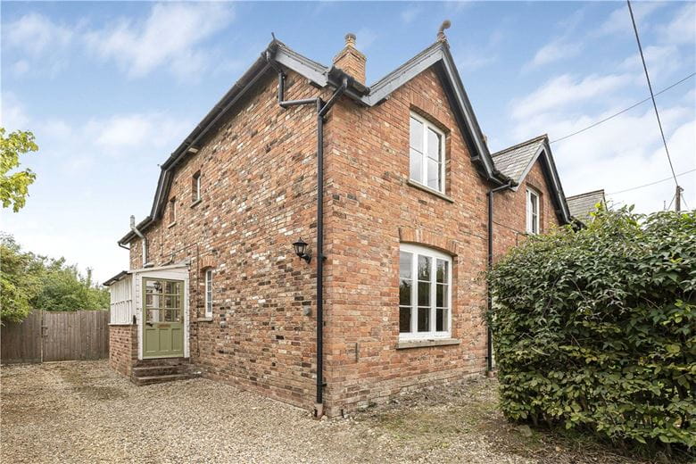 4 bedroom house, Manor Cottages, Lower Thorpe Mandeville OX17 - Let Agreed