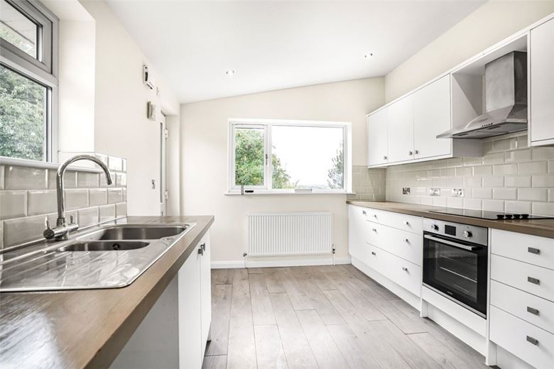 4 bedroom house, Kings Drive, Hopton ST18 - Available