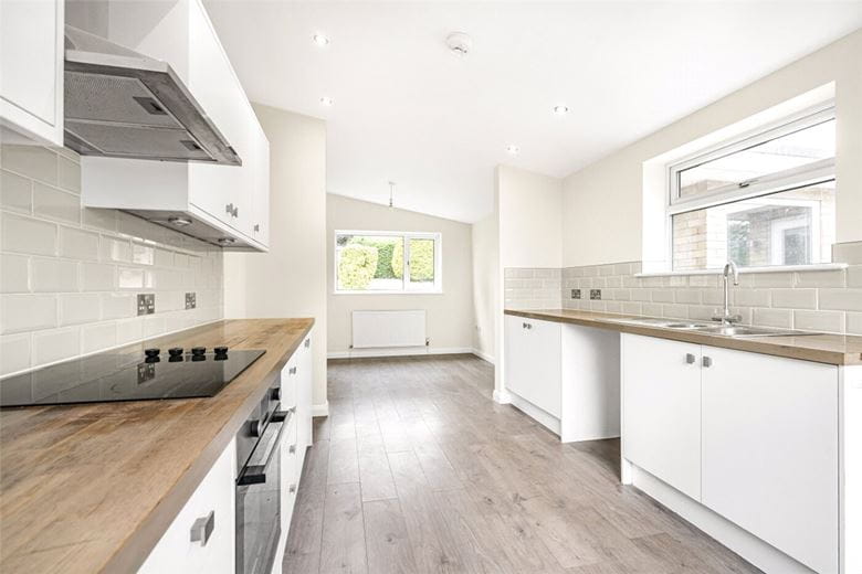 4 bedroom house, Kings Drive, Hopton ST18 - Available
