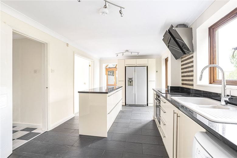 4 bedroom house, Amersham Way, Measham DE12 - Available