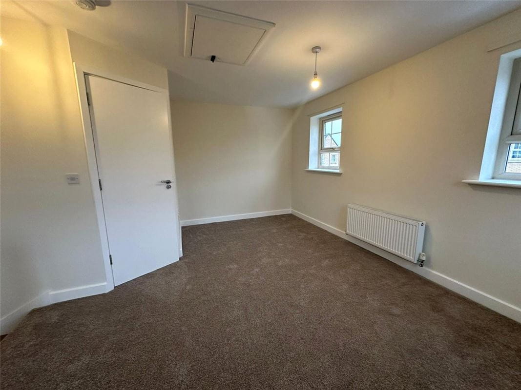 2 bedroom house, Comelybank Drive, Mexborough S64 - Available