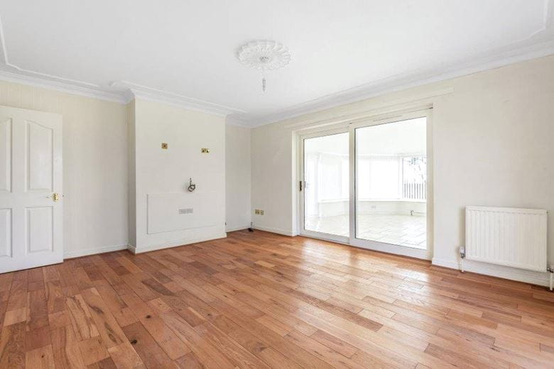 3 bedroom bungalow, Ludwell Hill, Barnburgh DN5 - Available