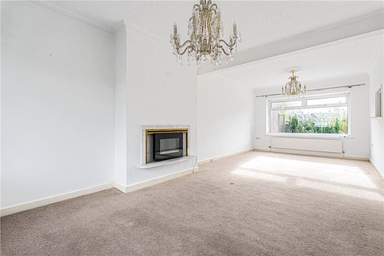 3 bedroom house, Moorfield Crescent, Lowton WA3 - Available