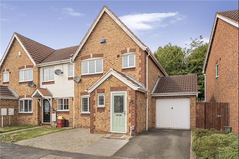 3 bedroom house, Amersham Way, Measham DE12 - Available