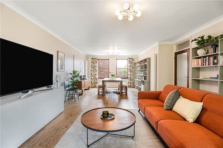 2 bedroom flat, Hartley Court, Woodstock Road OX2 - Let Agreed