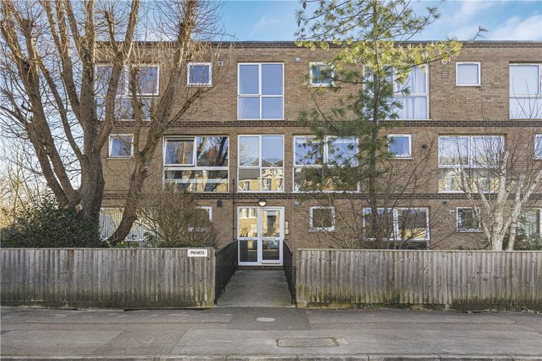 2 bedroom flat, Eaton Court, Water Eaton Road OX2 - Available