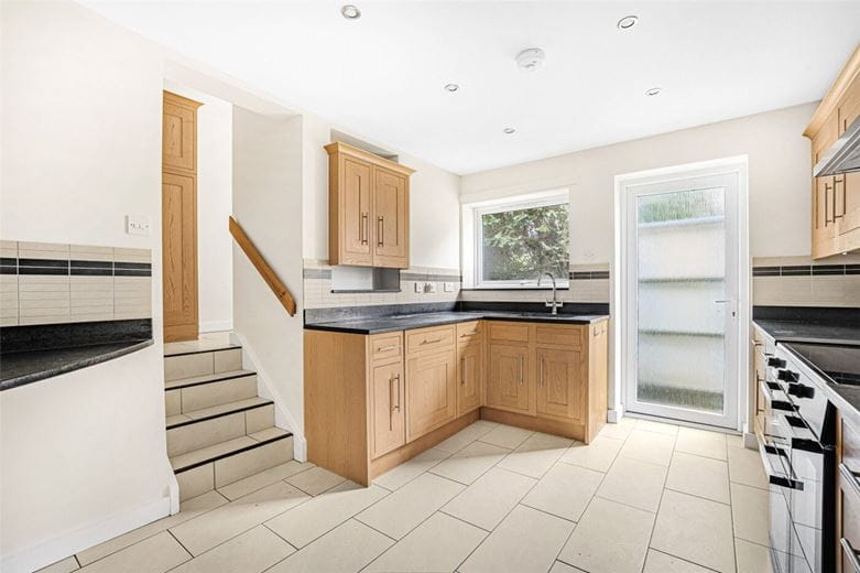 4 bedroom bungalow, Kings Drive, Hopton ST18 - Available
