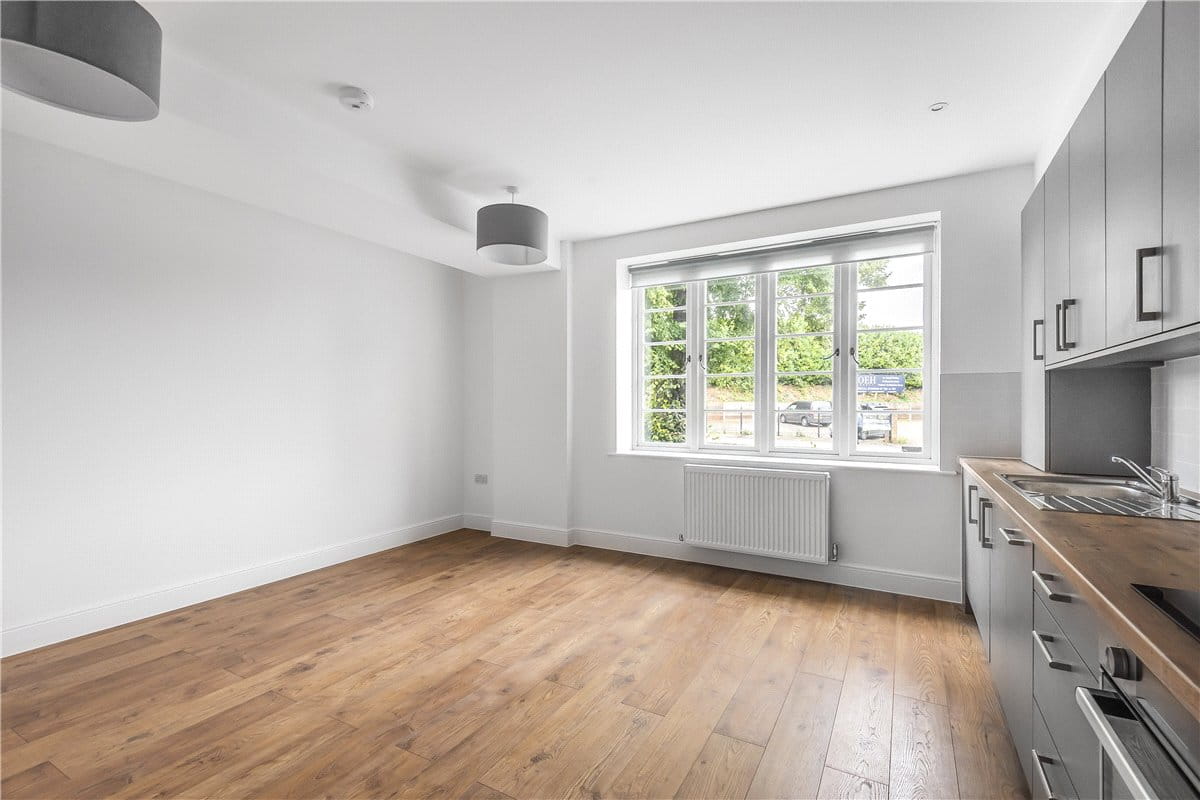 1 bedroom flat, Trinity Avenue, Northampton NN2 - Let Agreed