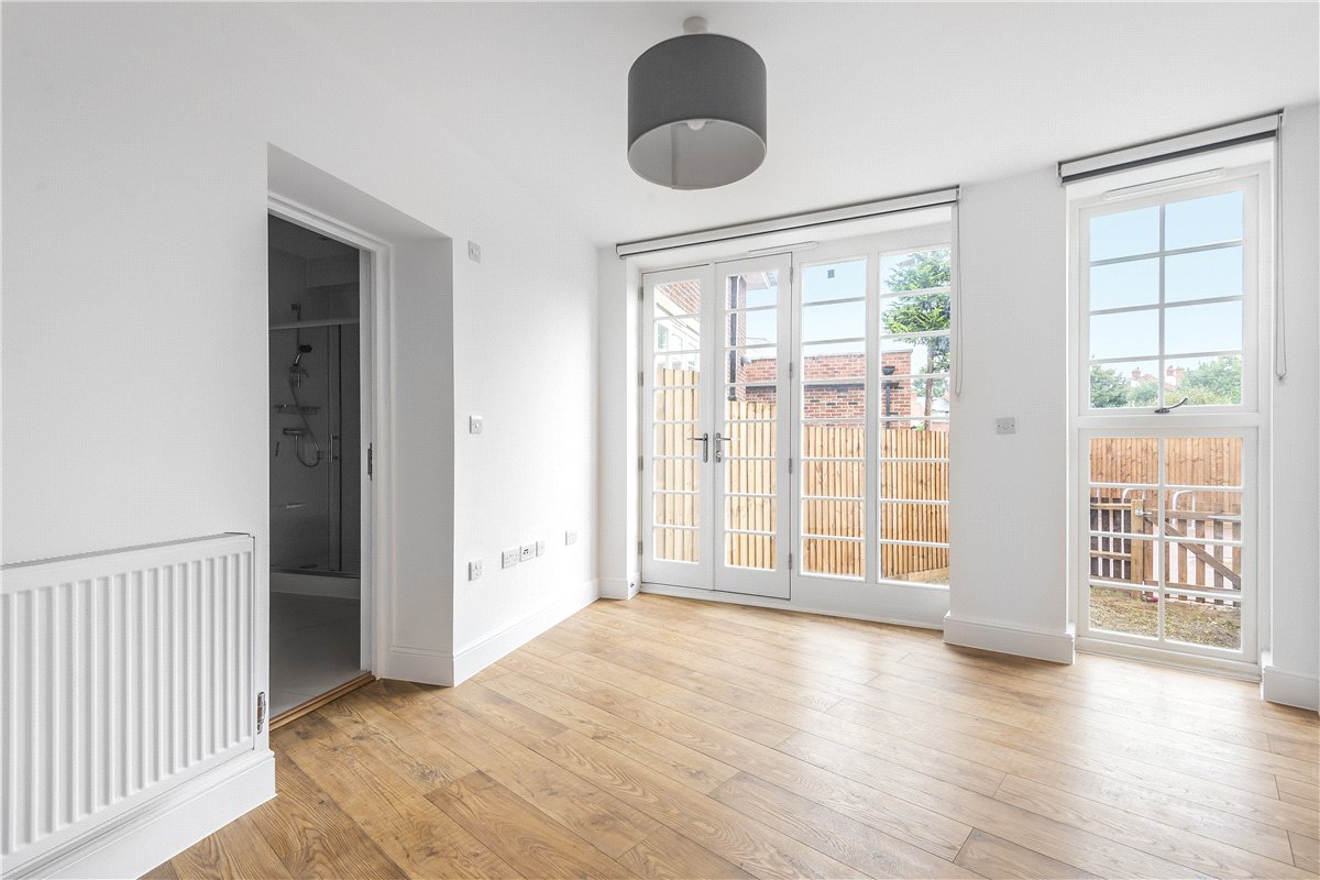 1 bedroom flat, Trinity Avenue, Northampton NN2 - Let Agreed