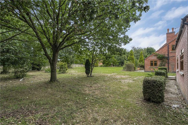 7 bedroom house, Leicester Road, New Packington LE65 - Available