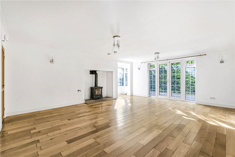 4 bedroom house, Lichfield Road, Armitage WS15 - Let Agreed