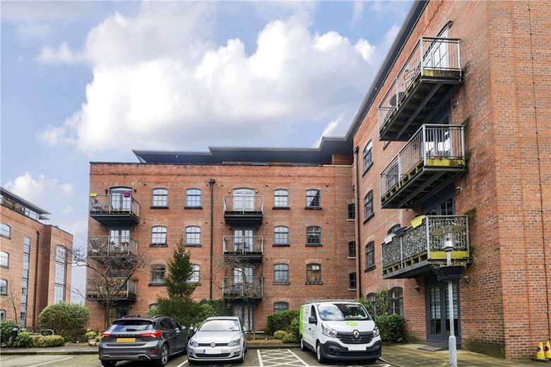 1 bedroom flat, Chapeltown Street, Manchester M1 - Available
