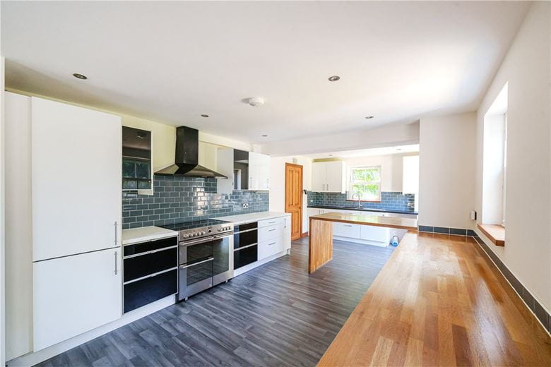 4 bedroom house, Sydney Street, Woodlesford LS26 - Available