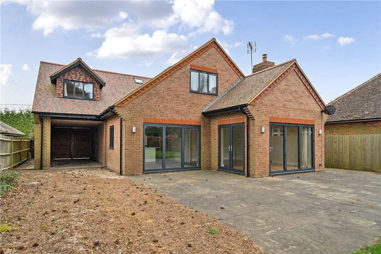 4 bedroom house, Old Risborough Road, Stoke Mandeville HP22 - Available