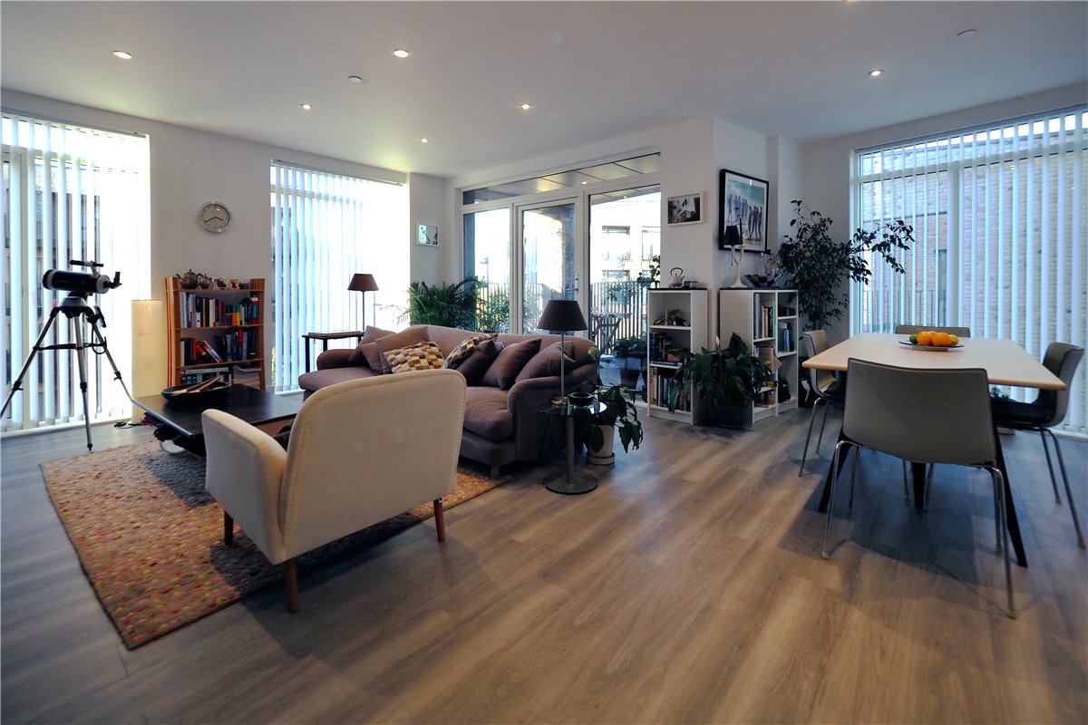 2 bedroom flat, Barton Fields Road, Headington OX3